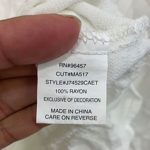 Eyeshadow Elegant White Eyelet Trimmed embroidered boho Top #34 - Picture 8 of 8